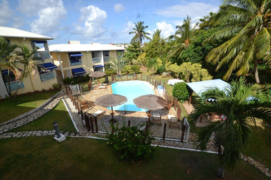 Les Creolines Aparthotel Sainte-Luce Exterior photo