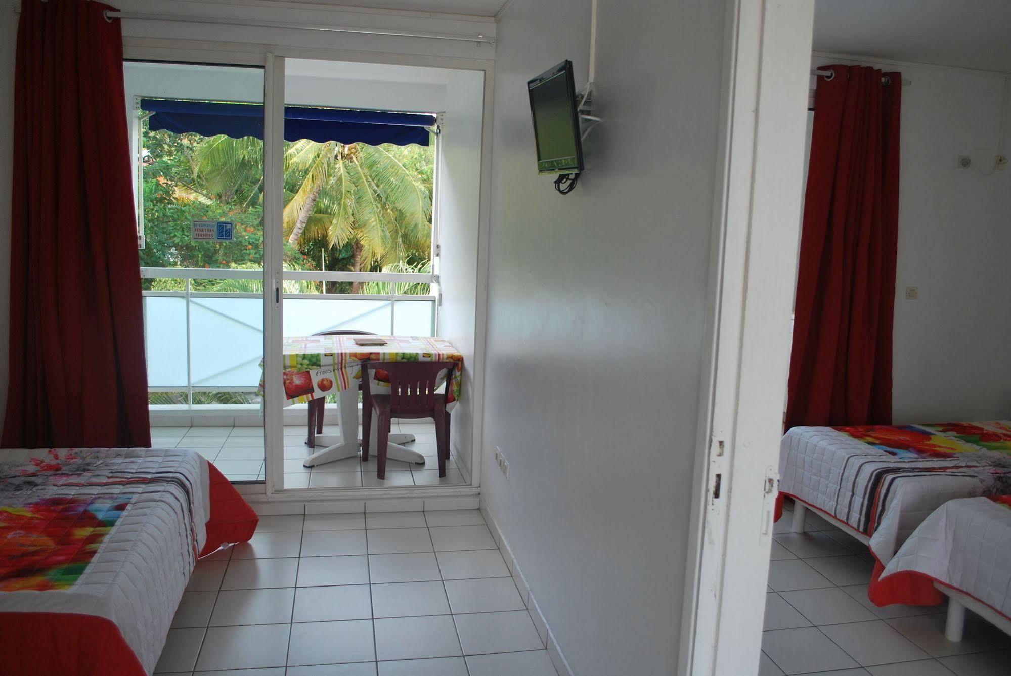 Les Creolines Aparthotel Sainte-Luce Exterior photo